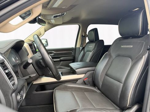 Used 2021 RAM 1500 Laramie AWD/4WD image 9