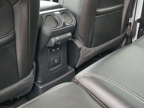 Used 2023 Jeep Wrangler Sahara w/ Cold Weather Group image 17