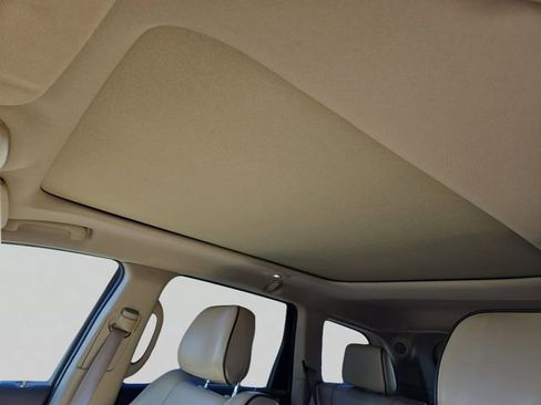 Used 2016 Jeep Grand Cherokee Overland image 15