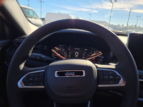 New 2026 Jeep Compass Latitude AWD/4WD image 31