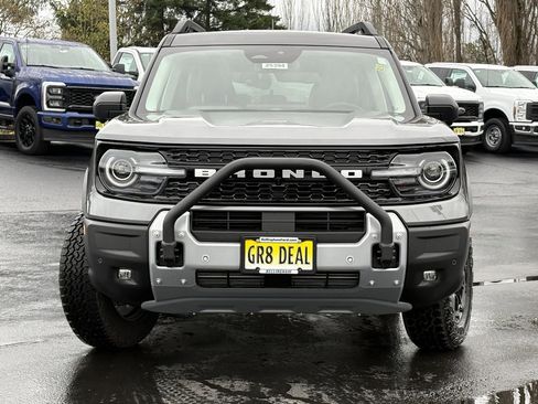 New 2025 Ford Bronco Sport Badlands w/ Sasquatch Badlands Package AWD/4WD image 2