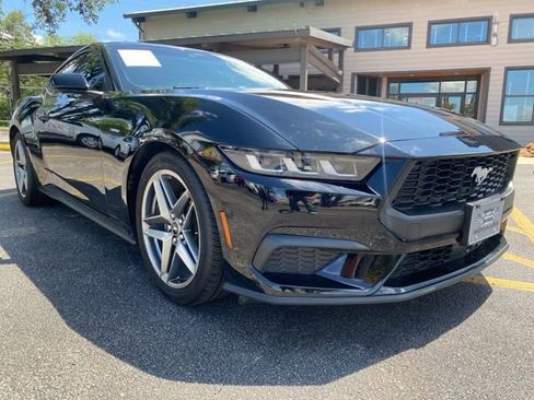 Used 2024 Ford Mustang Premium RWD image 7