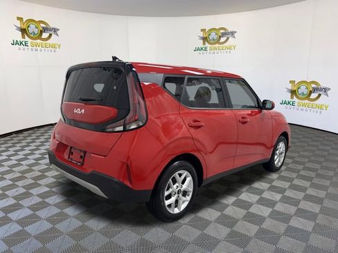 Certified 2023 Kia Soul LX w/ LX Technology Package FWD image 10