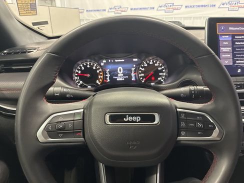 Used 2024 Jeep Compass Trailhawk AWD/4WD image 23