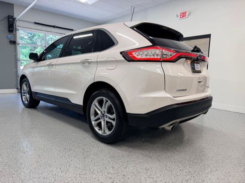 Used 2017 Ford Edge Titanium w/ Equipment Group 301A FWD image 5