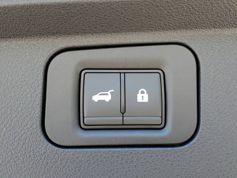 New 2025 Nissan Armada SL w/ Captain's Chari Seat Package AWD/4WD image 31