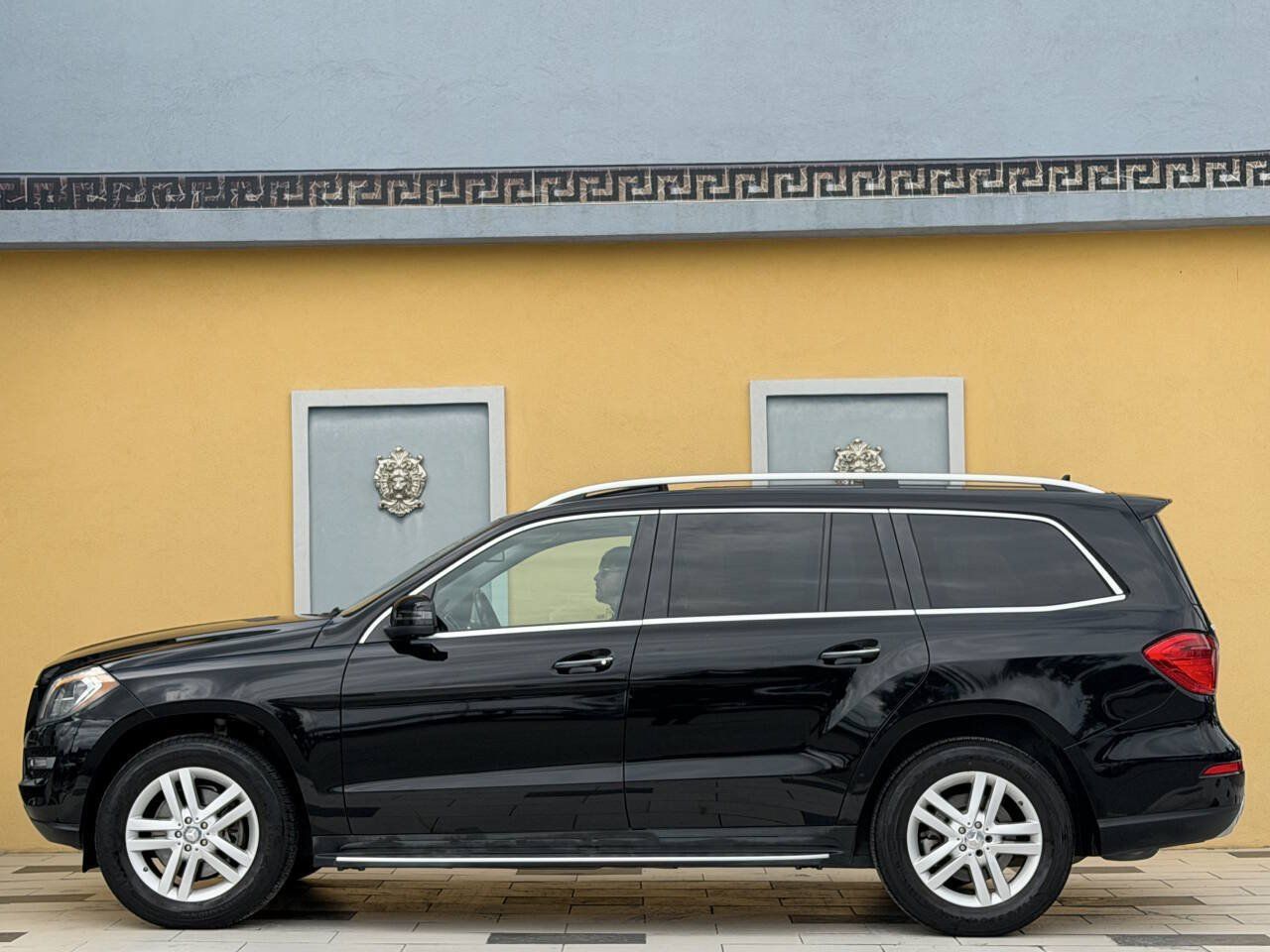 Used 2013 Mercedes-Benz GL 320 BlueTEC 4MATIC image 8