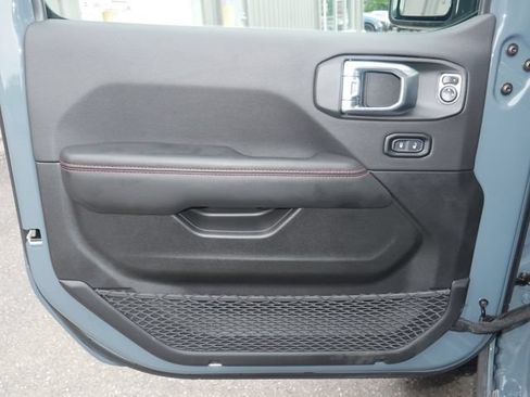 Used 2024 Jeep Wrangler Unlimited Rubicon AWD/4WD image 14