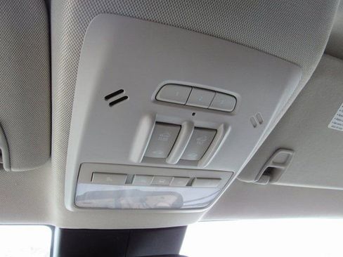 Certified 2018 Buick Encore Essence w/ Experience Buick Package image 22