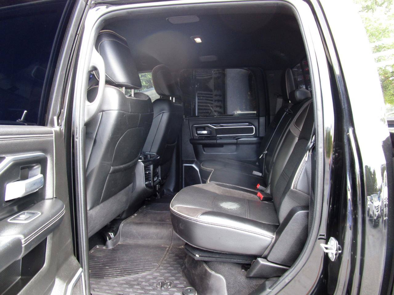 Used 2022 RAM 2500 Laramie w/ Night Edition AWD/4WD image 23
