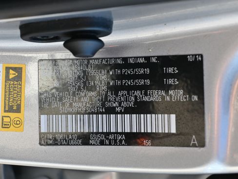 Used 2015 Toyota Highlander Limited image 37