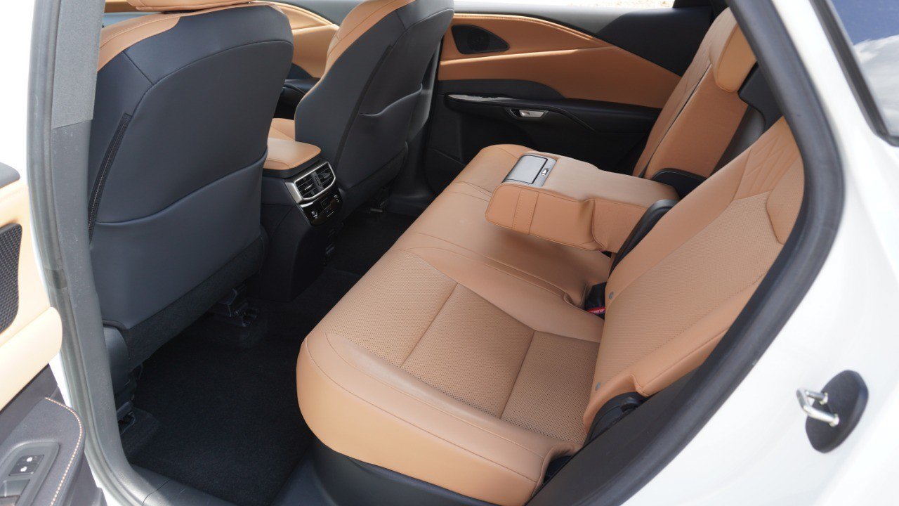 Certified 2024 Lexus RX 350 Premium w/ Accessory Package (Z1) FWD image 31