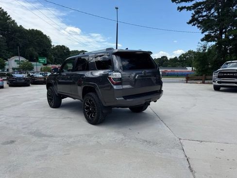 Used 2020 Toyota 4Runner SR5 Premium w/ Moonroof Package AWD/4WD image 7