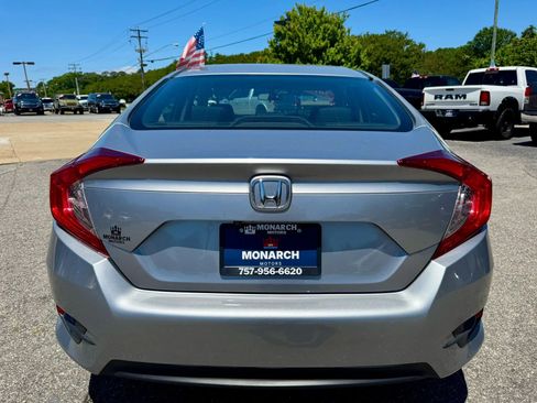 Used 2018 Honda Civic LX image 4