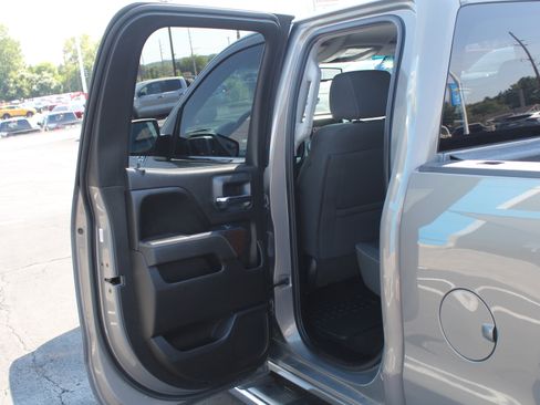Used 2017 GMC Sierra 1500 SLE w/ SLE Value Package image 20