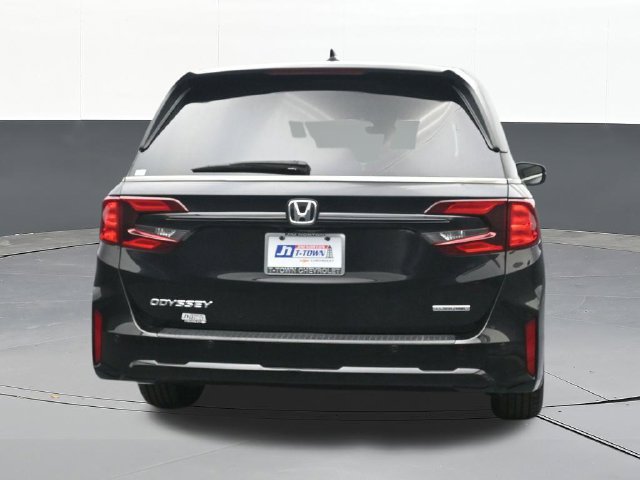 Used 2025 Honda Odyssey Touring image 10