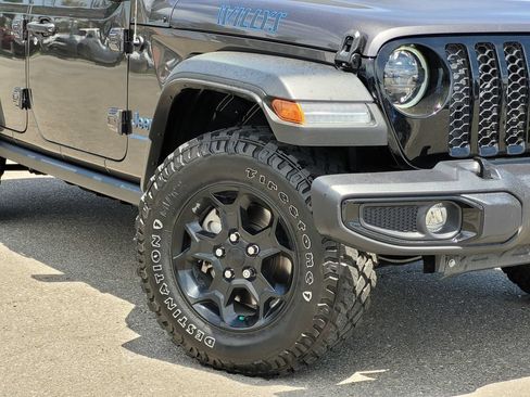 Used 2023 Jeep Wrangler Unlimited w/ 8.4" Radio Group AWD/4WD image 4
