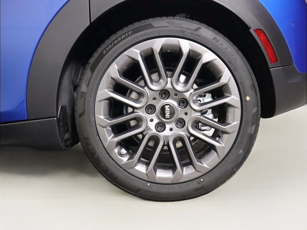 Used 2026 MINI Cooper S FWD image 31