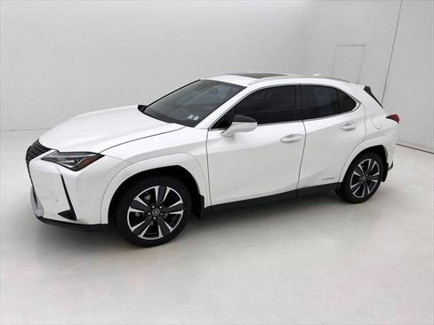 Certified 2022 Lexus UX 250h w/ Premium Package AWD/4WD image 9