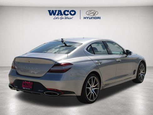 Used 2025 Genesis G70 2.5T RWD image 8