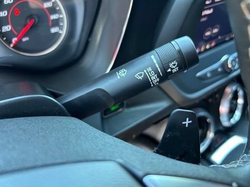 Used 2022 Chevrolet Camaro LT RWD image 23