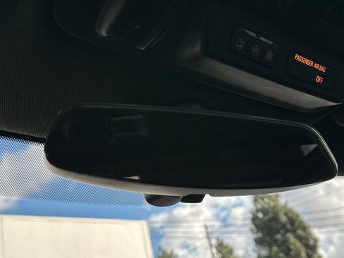 Used 2020 Chevrolet Camaro LT w/ RS Package image 24