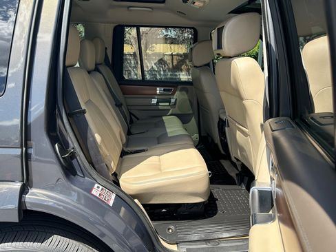 Used 2015 Land Rover LR4 HSE LUX AWD/4WD image 29