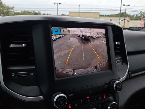 Used 2022 RAM 1500 Big Horn image 17