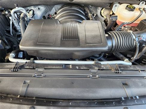 Used 2024 Chevrolet Tahoe RST w/ Luxury Package AWD/4WD image 33