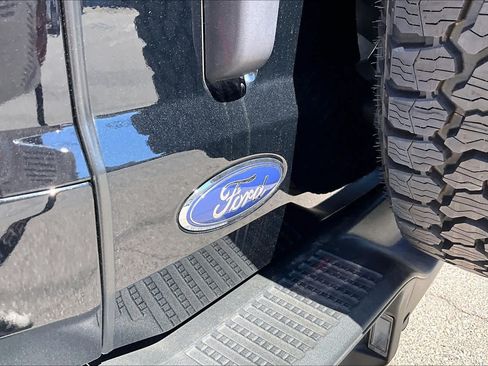 Used 2025 Ford Bronco Heritage Edition AWD/4WD image 30