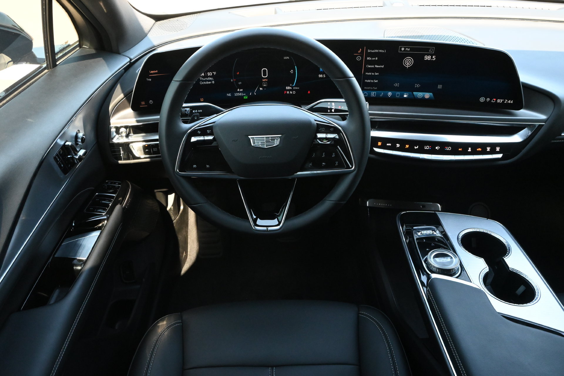 Used 2024 Cadillac Lyriq Tech RWD image 10