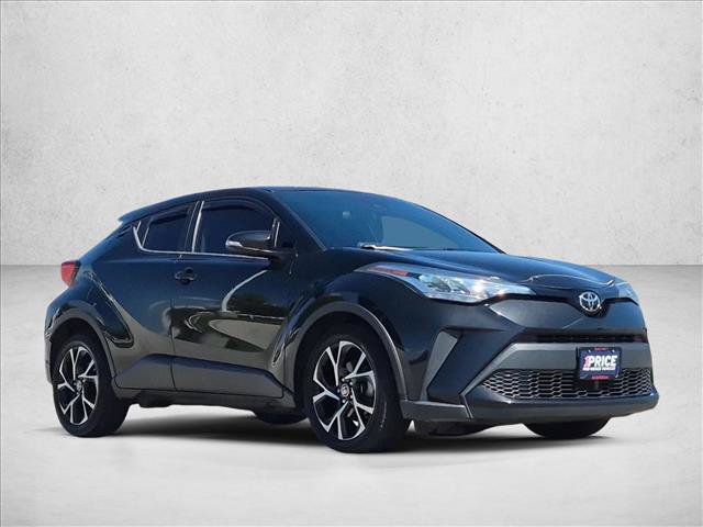 Used 2021 Toyota C-HR XLE FWD image 3