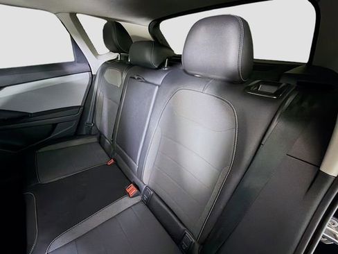 Used 2023 Volkswagen Taos SE image 22