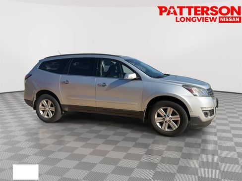 Used 2014 Chevrolet Traverse LT FWD image 1