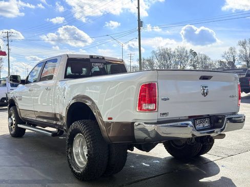 Used 2018 RAM 3500 Laramie w/ Convenience Group image 5