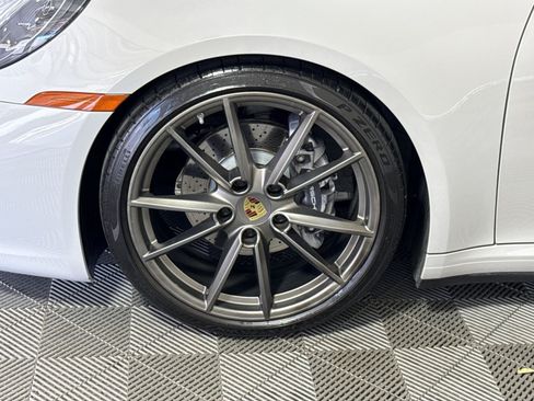 Used 2021 Porsche 911 Carrera RWD image 12