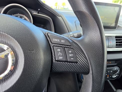 Used 2016 MAZDA MAZDA3 i Sport w/ Preferred Equipment Package FWD image 21