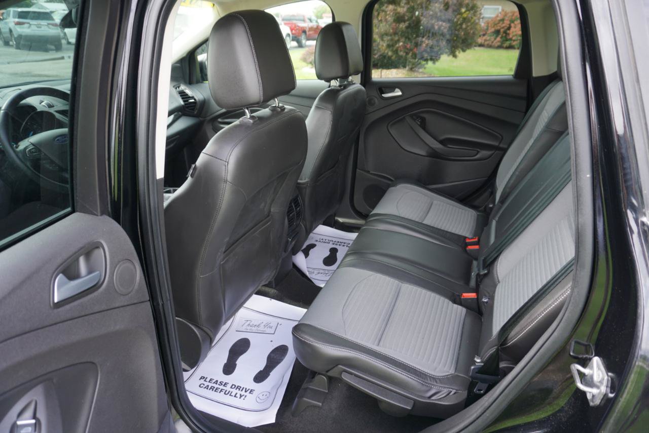 Used 2017 Ford Escape Titanium AWD/4WD image 8