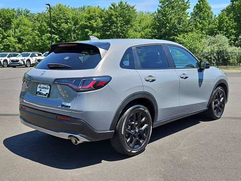Used 2024 Honda HR-V Sport image 6