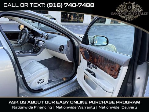 Used 2011 Jaguar XJ RWD image 12