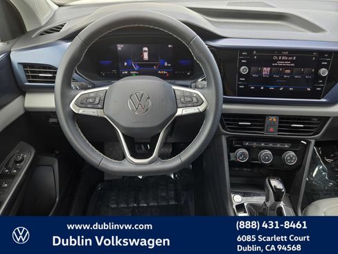 Certified 2023 Volkswagen Taos SE w/ Panoramic Sunroof Package FWD image 13