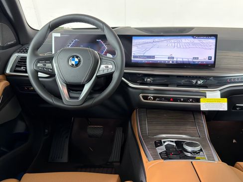 Used 2026 BMW X5 sDrive40i w/ Premium Package RWD image 4