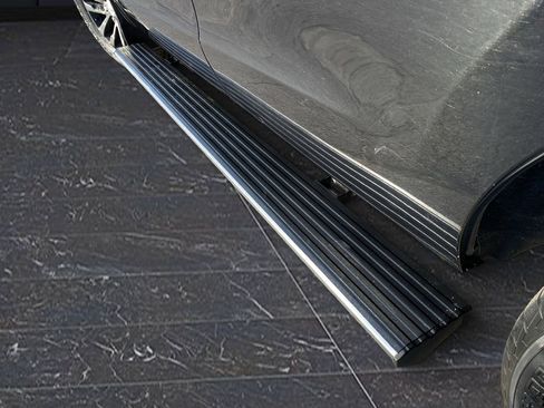 Used 2019 Ford Expedition Limited image 49