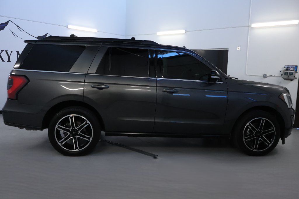 Used 2020 Ford Expedition Limited w/ Equipment Group 303A AWD/4WD image 8