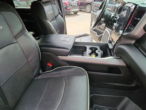 Used 2021 RAM 2500 Laramie AWD/4WD image 30