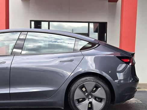 Used 2023 Tesla Model 3 Standard Range image 5