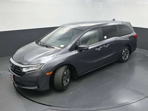 Used 2023 Honda Odyssey EX-L image 35