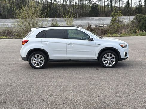 Used 2015 Mitsubishi Outlander Sport GT image 2