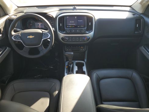Used 2020 Chevrolet Colorado LT w/ Luxury Package image 15