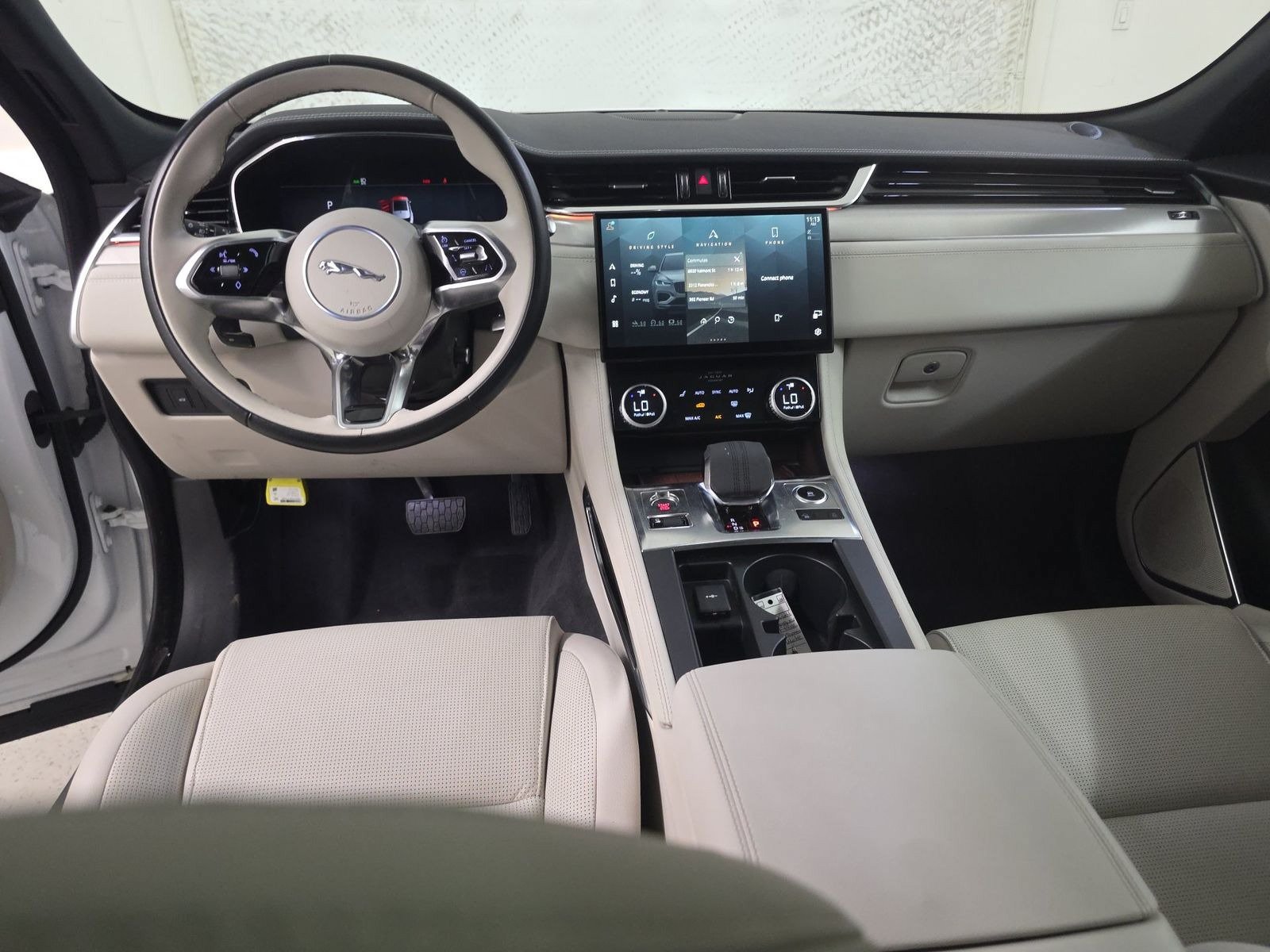 Used 2024 Jaguar F-PACE R-Dynamic S AWD/4WD image 4